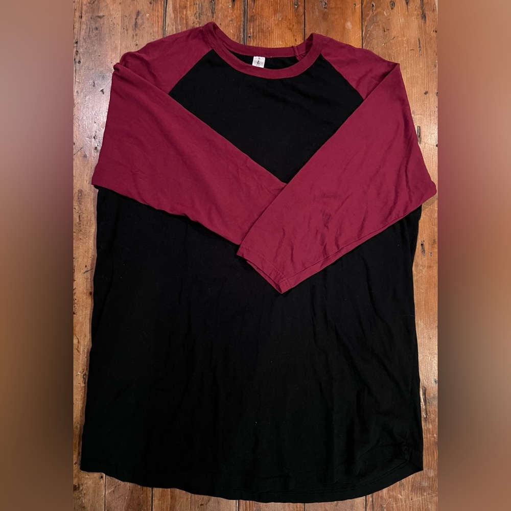 ILTEX Raglan T-Shirt 3/4 Sleeve Athletic Baseball Jersey Unisex. Maroon & Red
